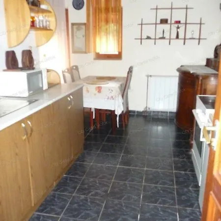 Apartament Lujza Haz